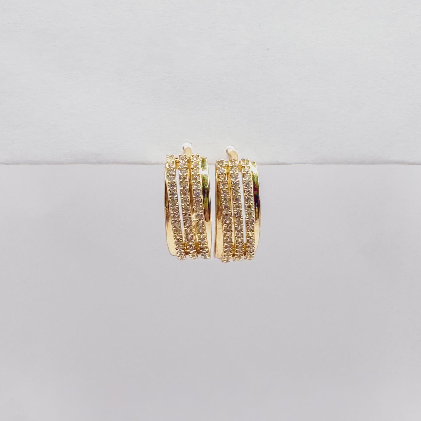 Noa Hoop Earrings