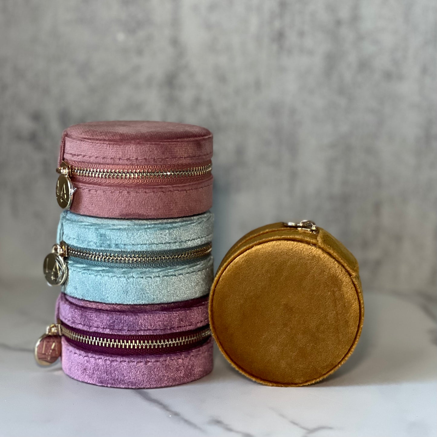 Velvet Round Mini Travel Case