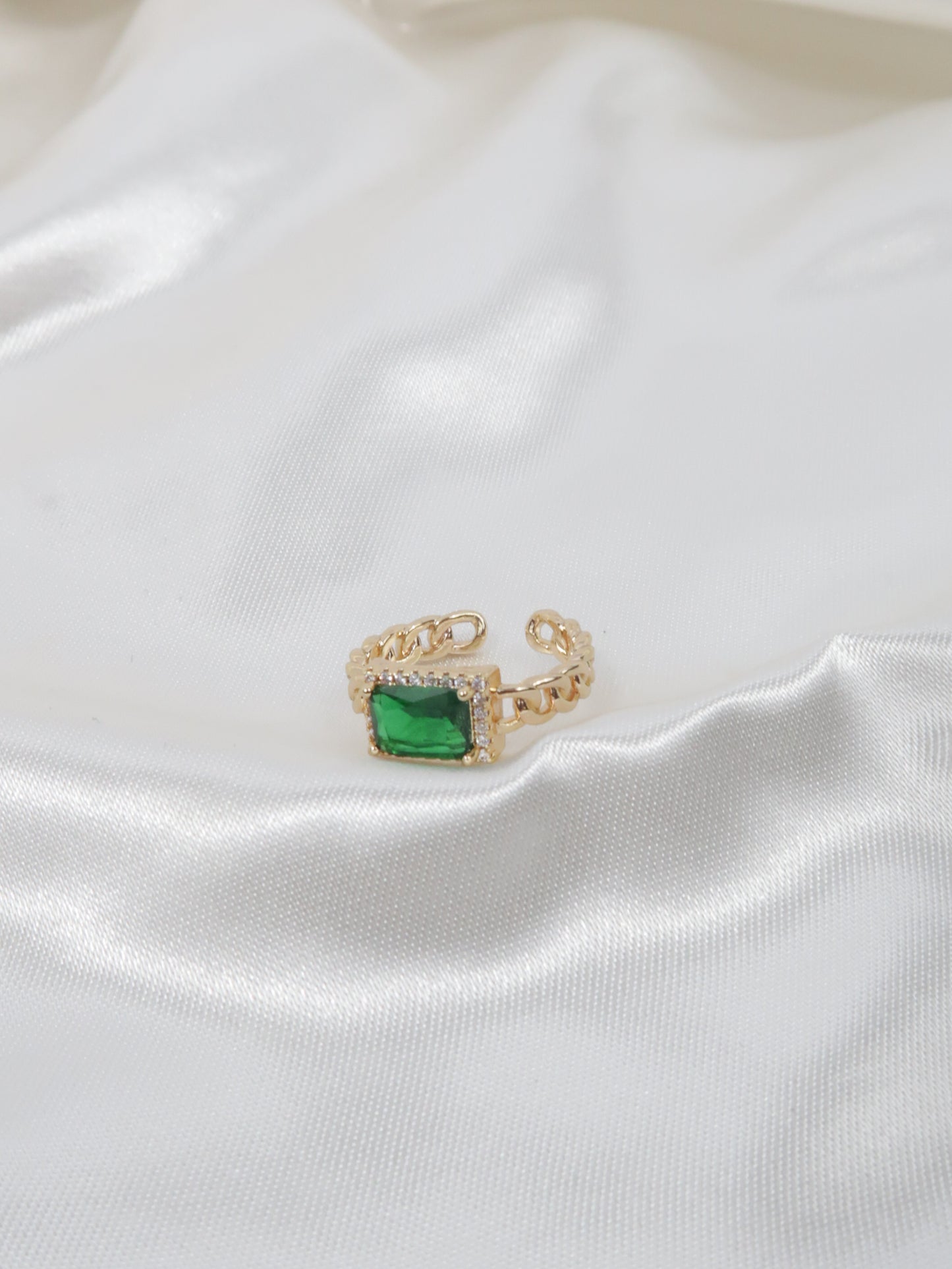 Olivia Ring