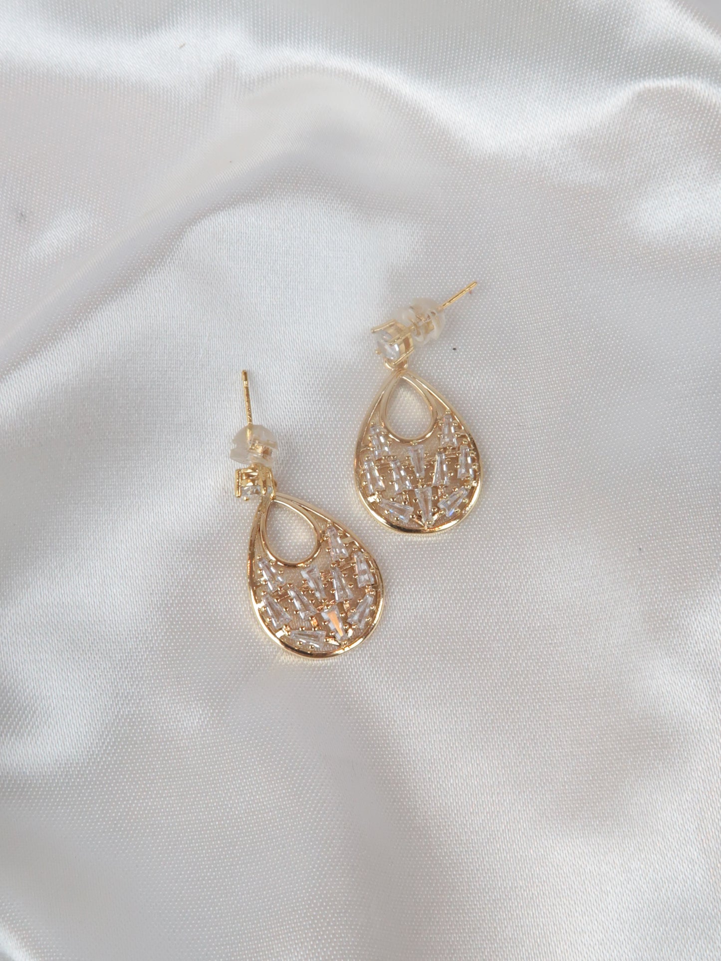 Zennia Earrings