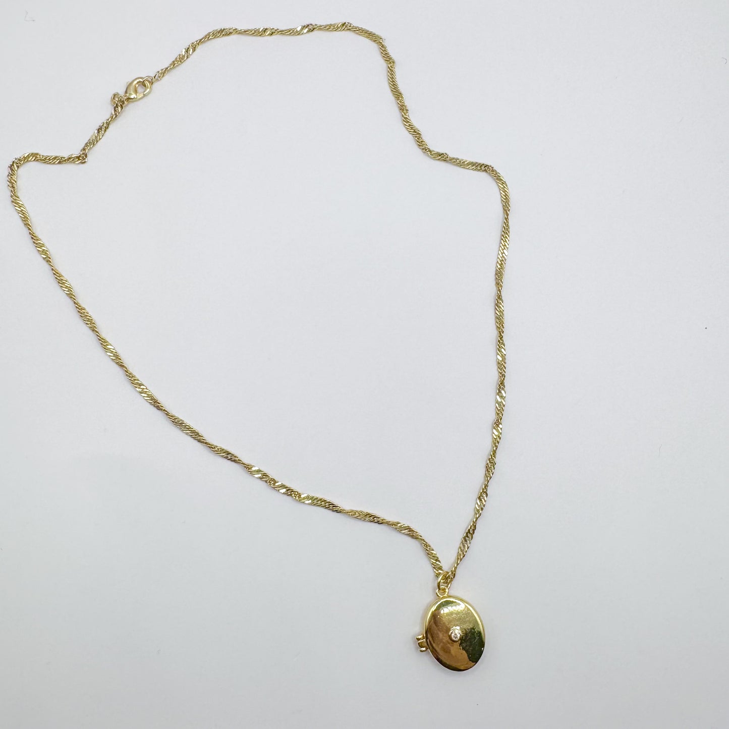 Aleina Locket Necklace